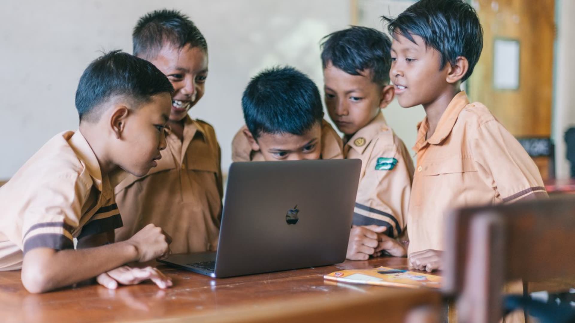 Selamat Datang di SMK Uji MSDKEYE5